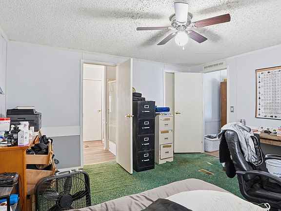 5th image of 104 Northgate Rd