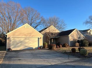 4224 Sunburst Dr, High Point, NC 27265