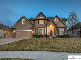 18723 Howe St, Omaha, NE 68130