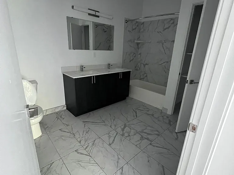 310 Madison Ave #210 — Photo 10