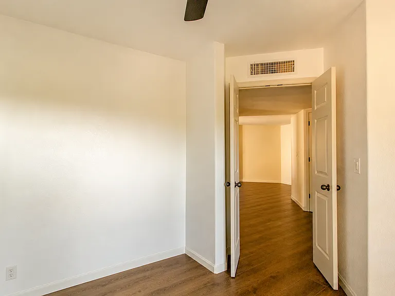 Second bedroom, could be used as a child bedroom, home office, guest suite or both