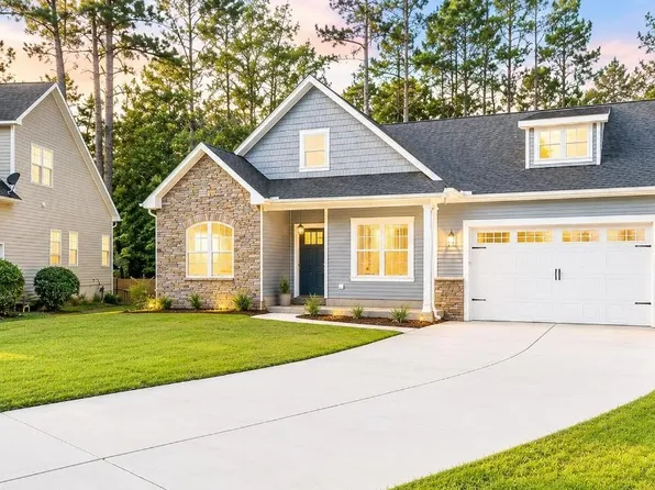 3826 Timber Stream Dr, Southport, NC 28461