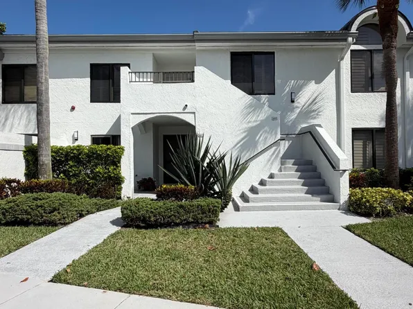 15758 Loch Maree Ln, Delray Beach, FL