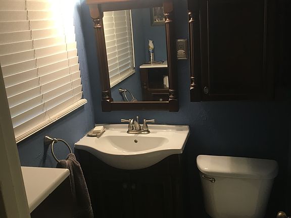 5th image of 4913 Vega Ct E