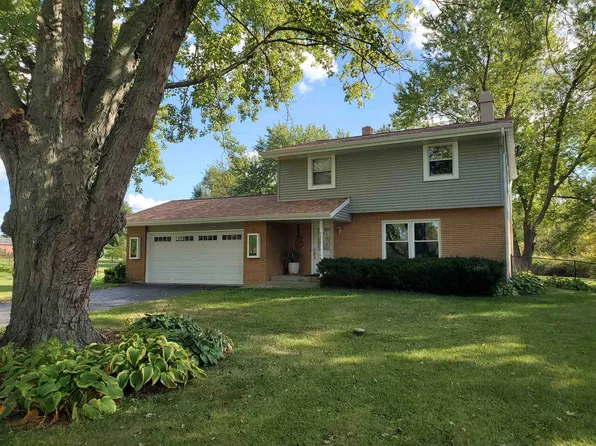 6740 Alvina Rd, Rockford, IL 61101