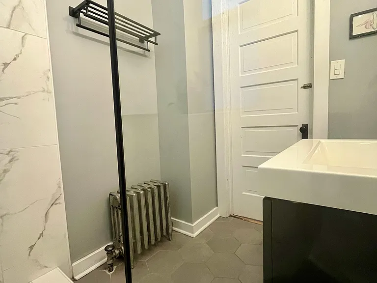 2981 N Lawndale Ave #1 — Photo 22