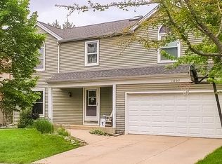 1207 Hyannis Cir, Carol Stream, IL 60188