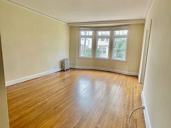 2nd image of 2160 Leavenworth St APT 102