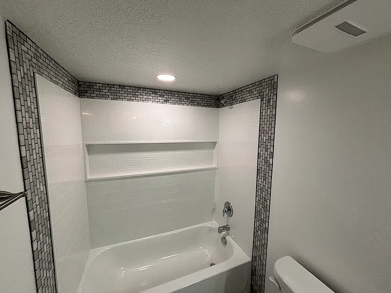 188 E Bruin Dr — Photo 10