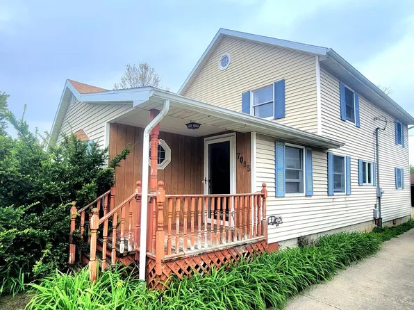 7085 N Curtice St, Curtice, OH 43412