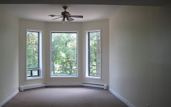 2nd image of 5810 S King Dr #2