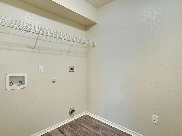 9405 Rowlands Sayle Rd — Photo 16