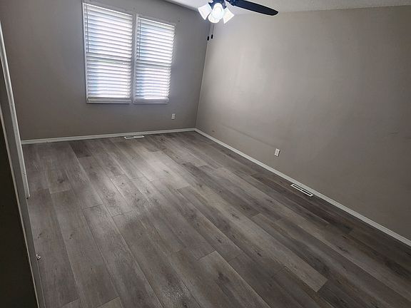 5th image of 3222 S Walnut St