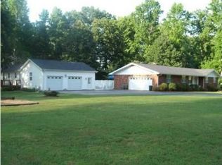 370 Carmack Rd, Flintstone, GA 30725