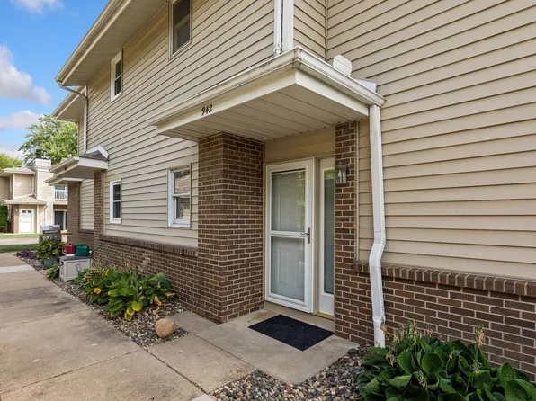 942 E Travelers Trl #58, Burnsville, MN 55337