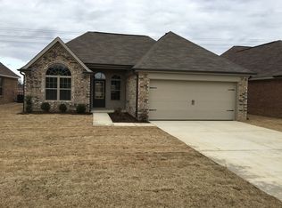 5520 Kaitlyn Dr, Walls, MS 38680
