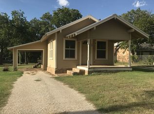 707 South St, Graham, TX 76450