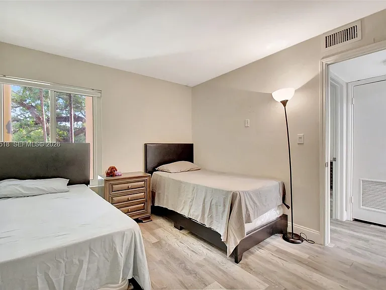 2445 NW 33rd St #1410 — Photo 20