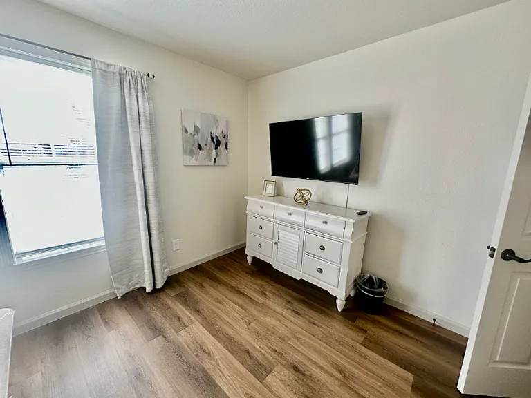 303 Watt St — Photo 22