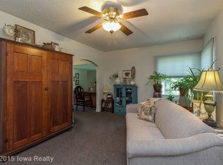 413 10th St, West Des Moines, IA 50265