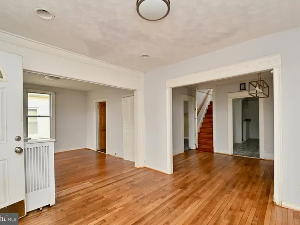 3717 22nd St NE, Washington, DC 20018