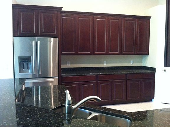 3rd image of 1042 Cavan Dr