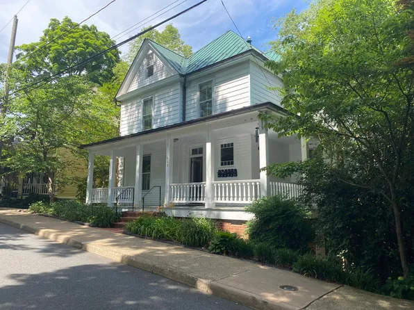 415 2nd Street, NE, 415 2nd St NE #2, Charlottesville, VA 22902