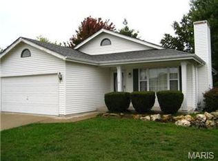24 Mallard Pointe Dr, O'Fallon, MO 63368