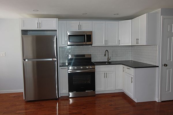 1st image of 1596 Lincoln Pl Floor 2