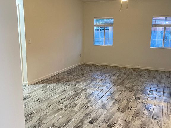 5th image of 552 S Vaughn Ave