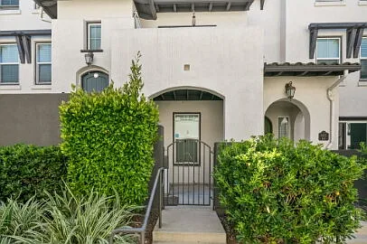 1625 Filaree Dr — Photo 1