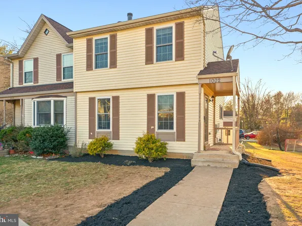 1002 Clymer Ct NE, Leesburg, VA 20176