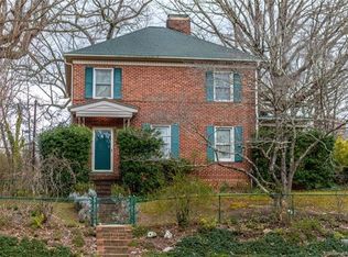 4 Enka Oak St, Candler, NC 28715