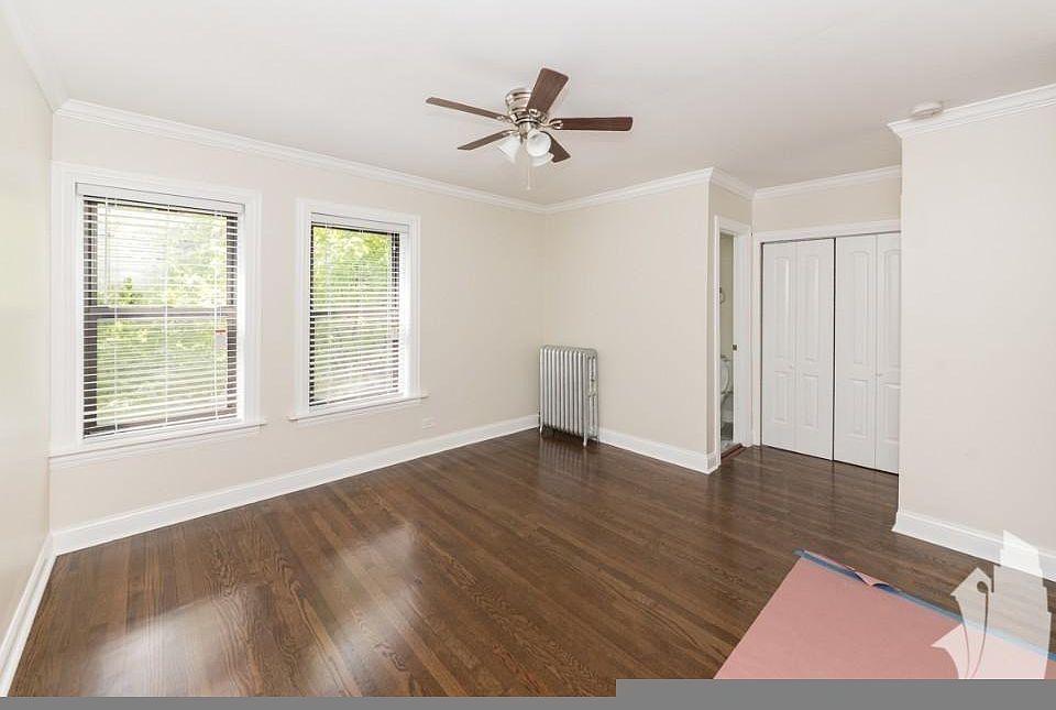 2nd image of 2129 N Dayton St #2O5