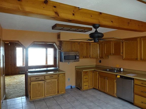 4th image of 40471 N Bluff Dr