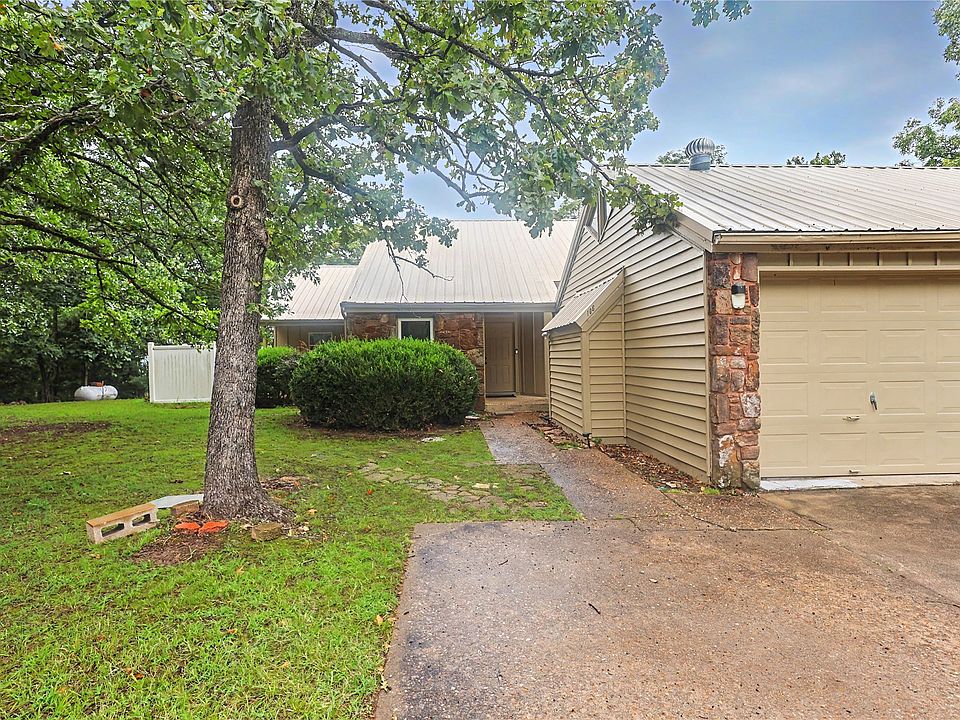 1st image of 106 Summit Ridge Dr