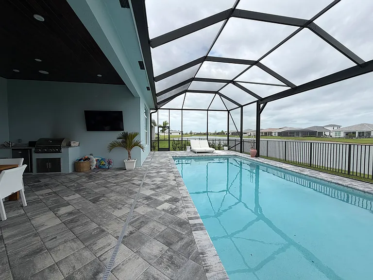 8346 SW Puccini Way — Photo 31