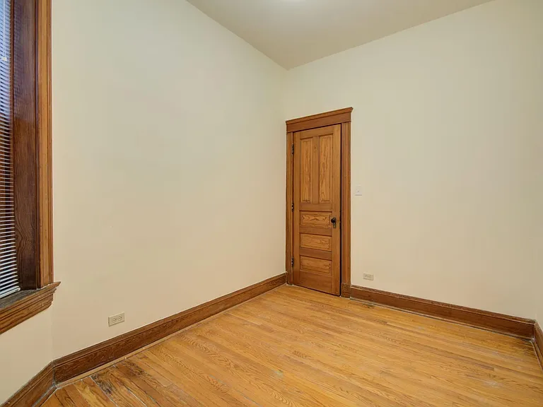 1433 N Wells St #4R — Photo 9