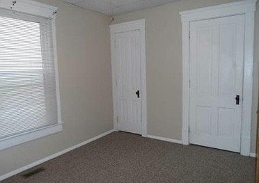 4th image of 138 1st St NW