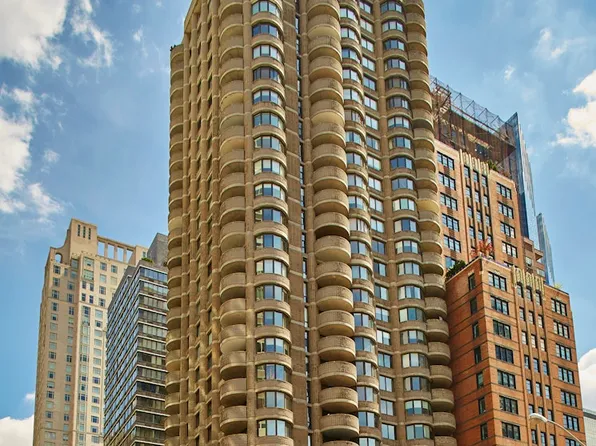 44 West 62nd Street 6E image 10 of 10