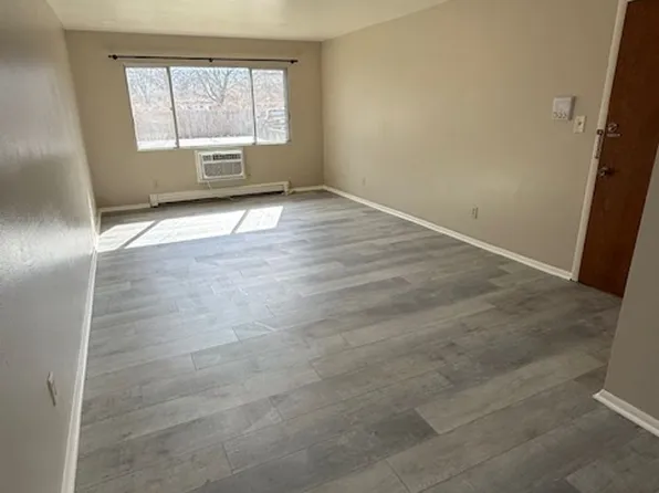 1735 15th Ave, 1735 15th Ave APT 2, Kenosha, WI 53140