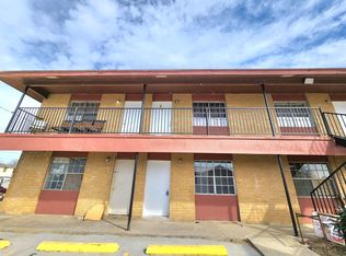 1001 Reynolds St, Laredo, TX 78040