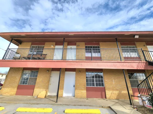 1001 Reynolds St, Laredo, TX 78040
