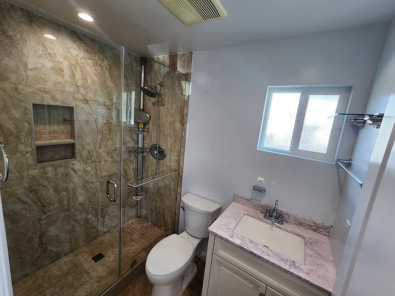 6827 Murietta Ave — Photo 36