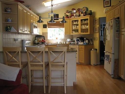 2nd image of 1020 SW 177th Way