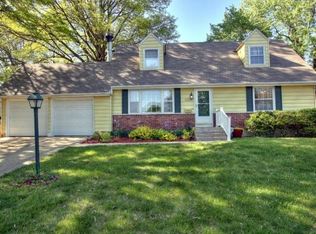 900 SW 6th St, Lees Summit, MO 64081