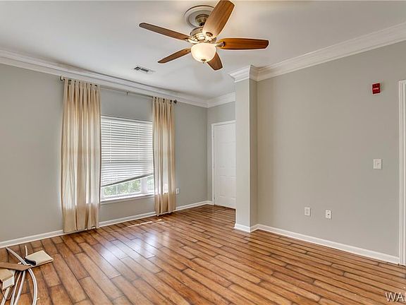 3rd image of 303 Helen Keller Blvd APT A315