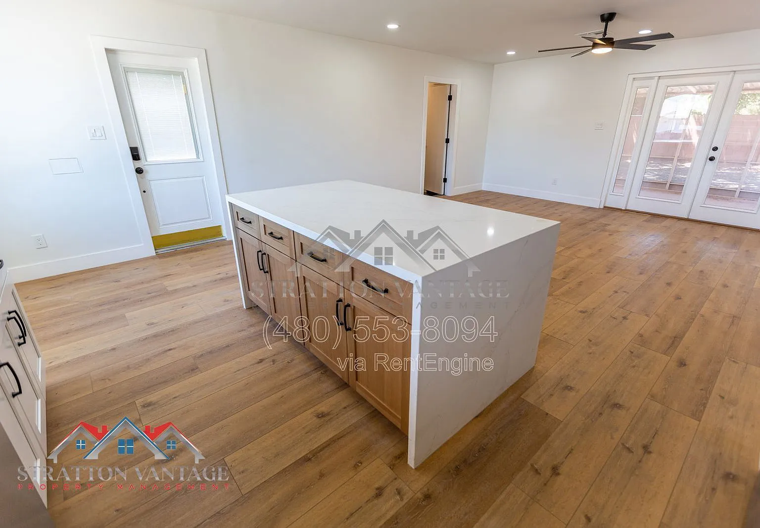 3 bed, 2.0 bath, 1215 sqft, $2,895 — Photo 3
