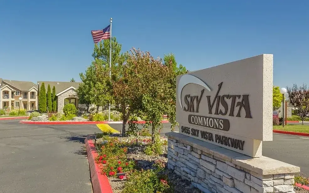 Sky Vista Commons North — Photo 1