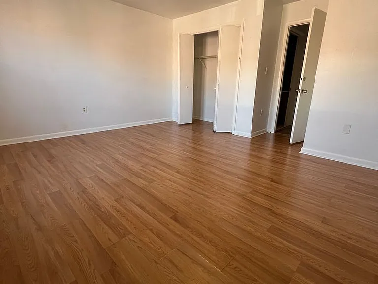 1610 W Diamond St — Photo 15